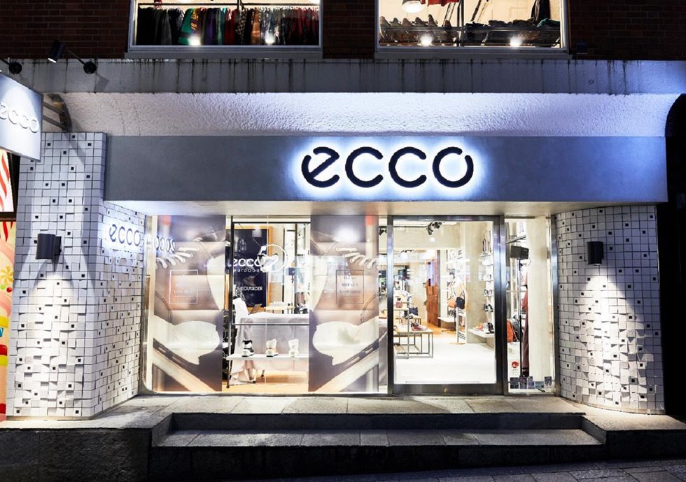 at retfærdiggøre På kanten fersken The Renewed ECCO OMOTESANDO Store lights up the streets of Harajuku in Tokyo,  Japan - ECCO Group