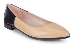 SHAPE POINTY BALLERINA