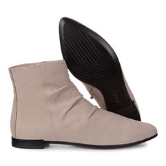 SHAPE POINTY BALLERINA