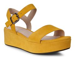 ELEVATE PLATEAU SANDAL