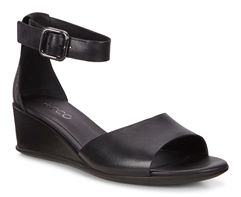 SHAPE 35 WEDGE SANDAL