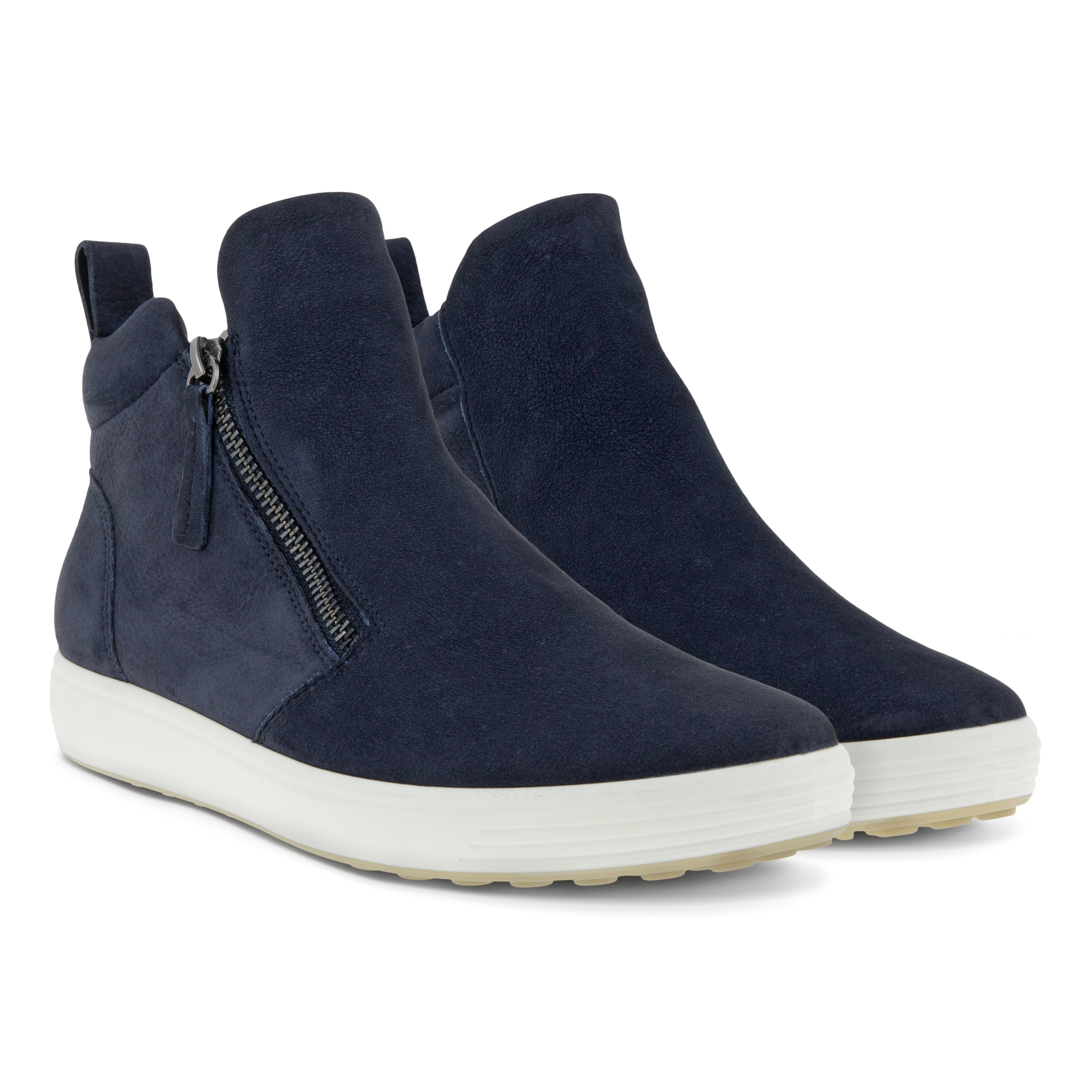 soft 7 mid top sneaker