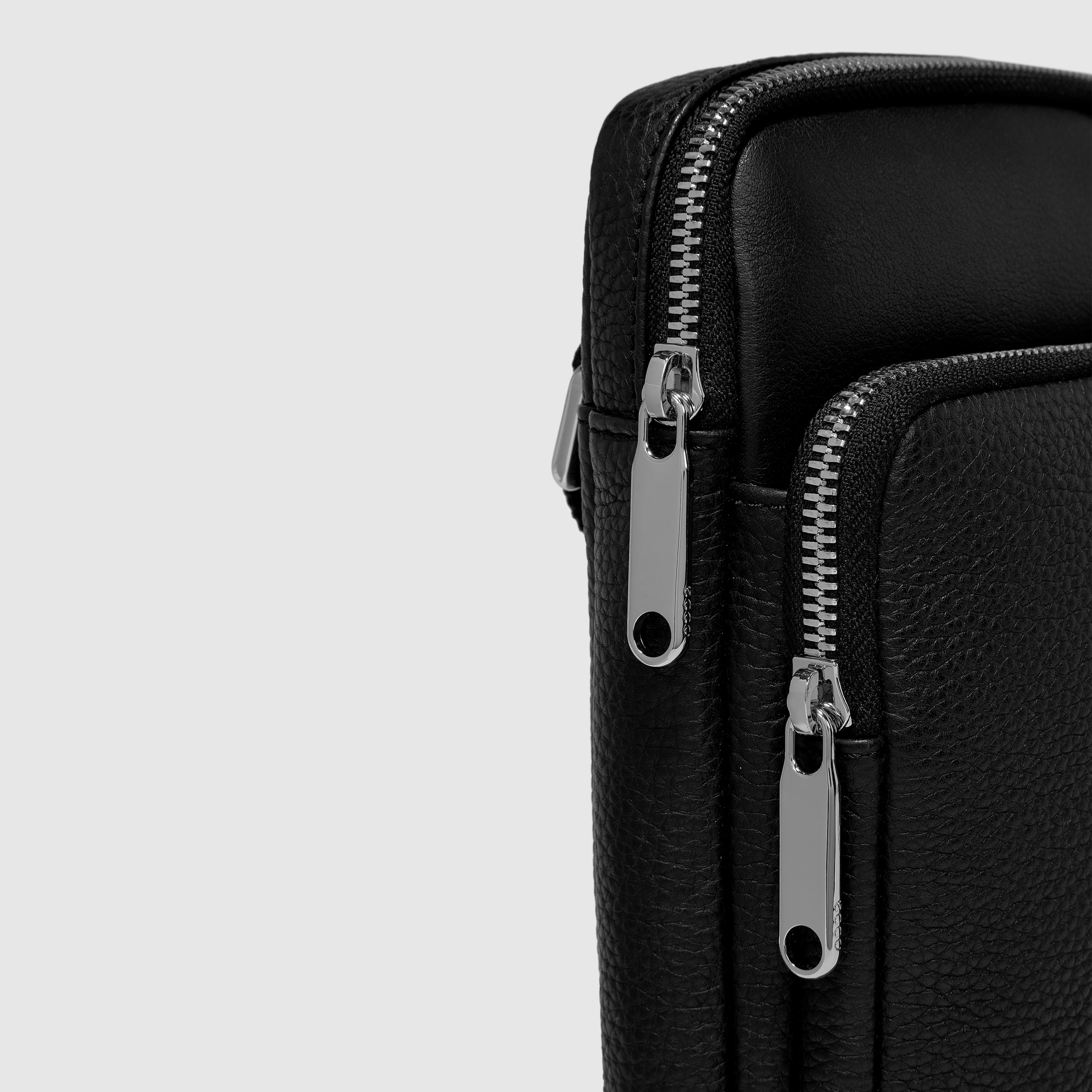 ECCO Textureblock Flat Pouch - ECCO.com